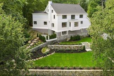 137 Intervale Rd, Chestnut Hill, MA 02467 - photo 3