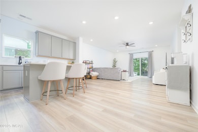 1408 Whispering Pines-5