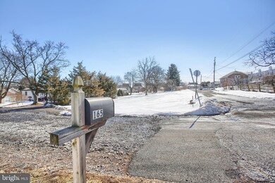 165 E 7th St, Red Hill, PA 18076 - photo 2