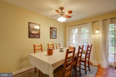 1901 Lyttonsville Rd, Silver Spring, MD 20910 - photo 7