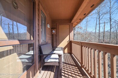 214 Falls Cir, Bushkill, PA 18324 - photo 2