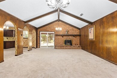 2834 Summerdale Dr, Hurst, TX 76054 - photo 6