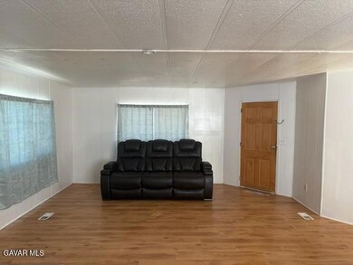 3300 15th St W unit 39, Rosamond, CA 93560 - photo 3