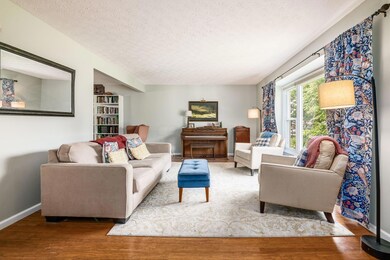 004 Living Room