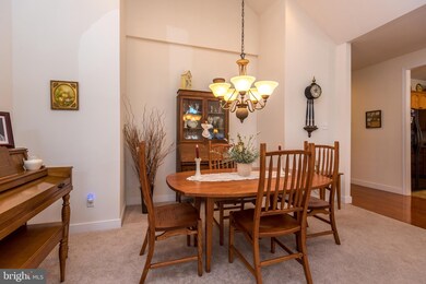 1045 Bordeaux Ln, Pennsburg, PA 18073 - photo 6