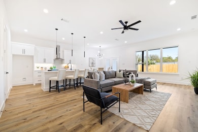 4024 Ranger Dr, Dallas, TX 75212 - photo 6