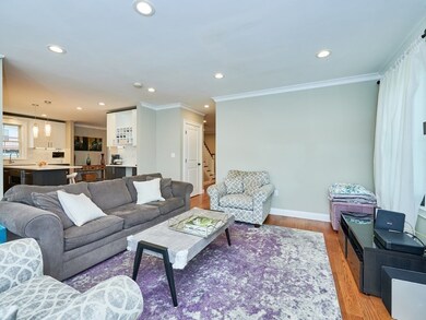 405 Parker St unit 405, Newton Center, MA 02459 - photo 4