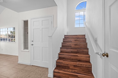 05 - Interior of Front Door