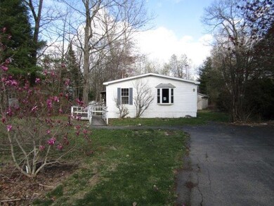 45 Scott Dr, Hampstead, NH 03841 - photo 2