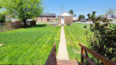 907 W Wyoming St, Allentown, PA 18103 - photo 4