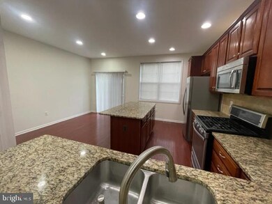 23087 Weybridge Square, Broadlands, VA 20148 - photo 3