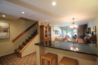 Great flow for entertaining