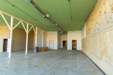 1020 Halsell St, Bridgeport, TX 76426 - photo 3