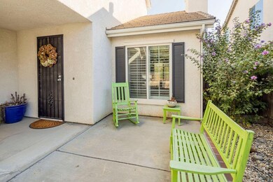 2874 N Dee Ann Ave, Fresno, CA 93727 - photo 7