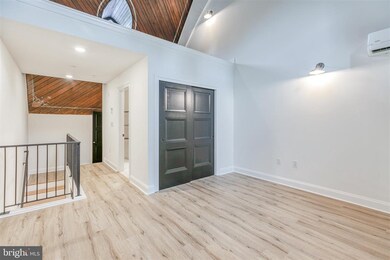 141 Krams Ave unit 11, Philadelphia, PA 19127 - photo 7