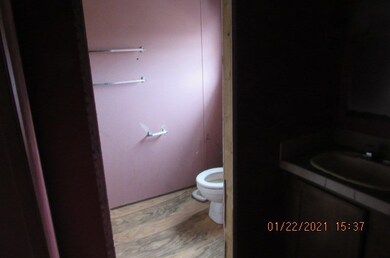 2782 Burke Rd, Donalsonville, GA 39845 - photo 4