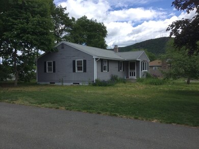 14 Melinda Ln, Easthampton, MA 01027 - photo 2