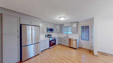 19 Ashmont Ave unit 21, Newton, MA 02458 - photo 3