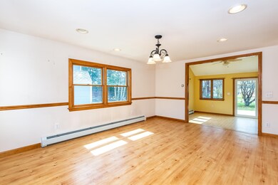 5 Maplecrest St, Newmarket, NH 03857 - photo 6