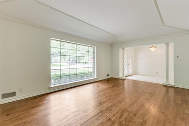 6176 Brandeis Ln, Dallas, TX 75214 - photo 5