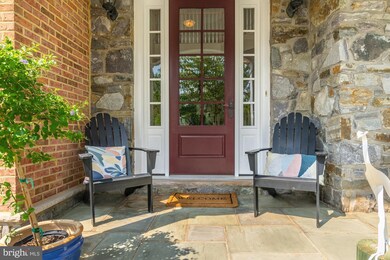 25586 S Village Dr, Chantilly, VA 20152 - photo 5