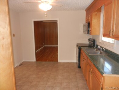 2615 Perry St, Hopewell, VA 23860 - photo 6