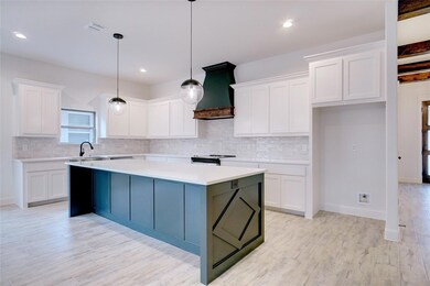 928 Rodgers Ave, Godley, TX 76044 - photo 4