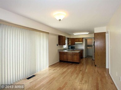 12705 Keswick Ln, Bowie, MD 20715 - photo 7