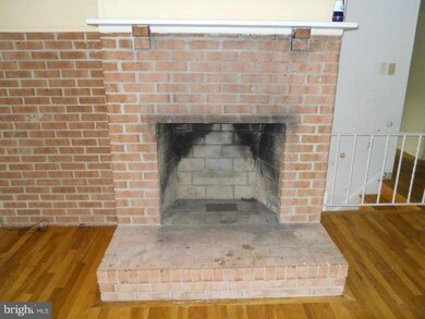 5804 King Arthur Way, Glenn Dale, MD 20769 - photo 4