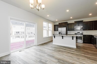 15217 Richard Bowie Ln, Upper Marlboro, MD 20774 - photo 5
