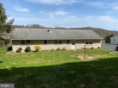 229 Sawmill Rd, Boyertown, PA 19512 - photo 2