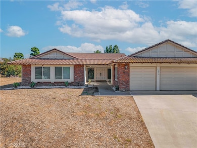 1450 Via Vallarta, Riverside, CA 92506 - photo 5