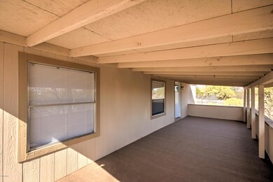 834 W Foothill St-10