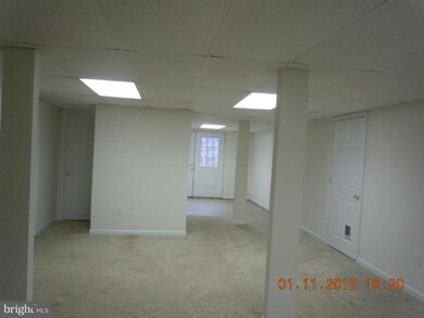 17540 Waterloo Rd, Amissville, VA 20106 - photo 6