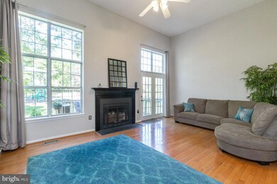 12235 Wye Oak Commons Cir unit 76, Burke, VA 22015 - photo 4