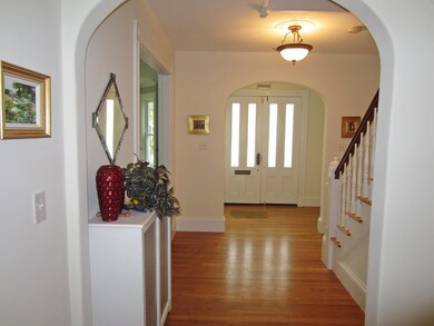 603 Washington St, Wellesley, MA 02482 - photo 3