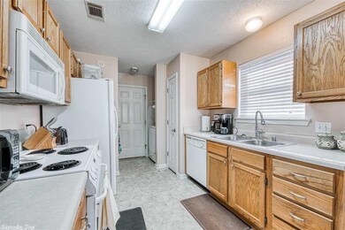 205 Pickwicket Dr, Conway, AR 72034 - photo 6