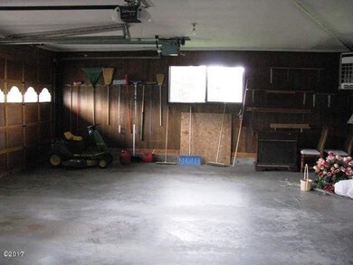 garage