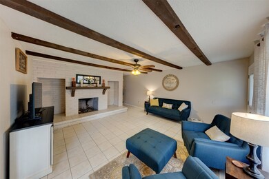 16614 David Glen Dr, Friendswood, TX 77546 - photo 2