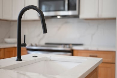 26 Summer St unit 7, Marblehead, MA 01945 - photo 6