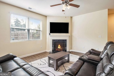 3740 Hampshire Walk SW, Atlanta, GA 30331 - photo 5