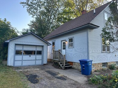 1311 Norwood St, Red Wing, MN 55066 - photo 2