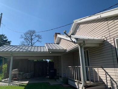 Carport side