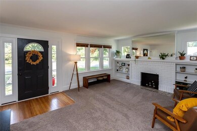 4045 Beaver Ave, Des Moines, IA 50310 - photo 2