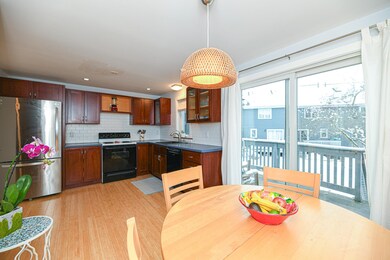 135 Valley Way W, Manchester, NH 03102 - photo 7