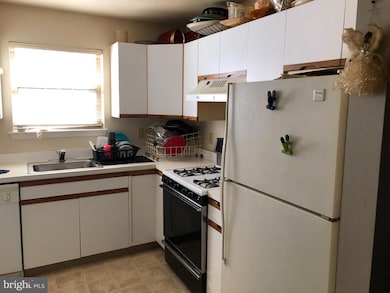 409 Steeplechase Ct unit M409, Woodbury, NJ 08096 - photo 3