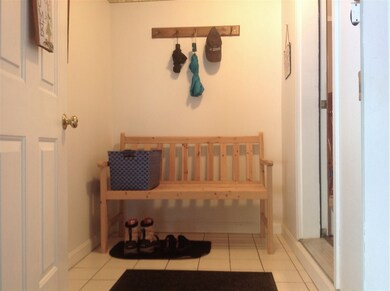 18 Durell Dr, Newmarket, NH 03857 - photo 2