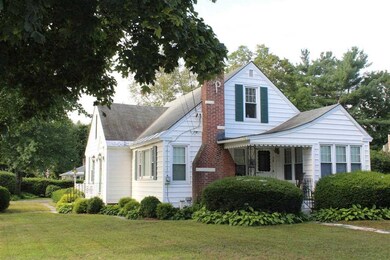 30 Park Ave, Claremont, NH 03743 - photo 2