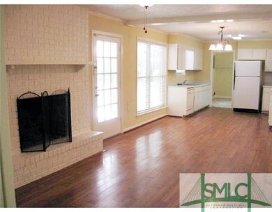 Kitchen. This large, bright kitchen features engin