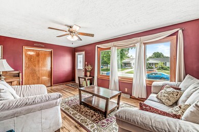 208 N 15th Ave, Beech Grove, IN 46107 - photo 6